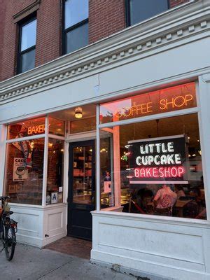 598 vanderbilt avenue|Little Cupcake Bakeshop.